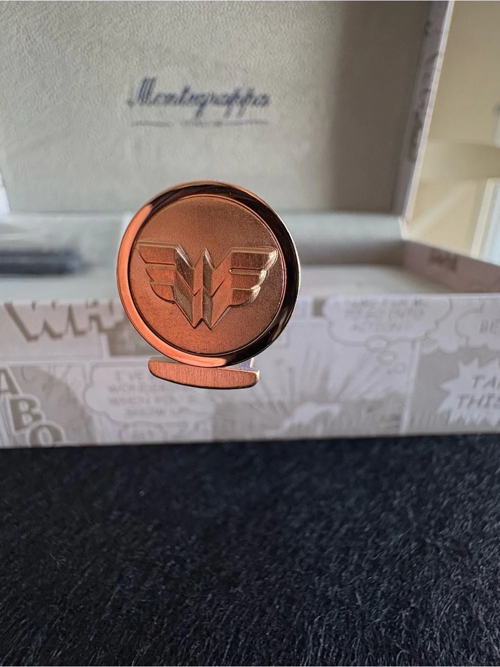 Montegrappa DC Comics Wonder Woman Fountain Pen Fine Nib ISDCW2PU New Box
